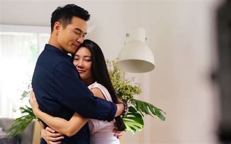 Vợ bị hiếp chồng đụ lại vợ bạn .